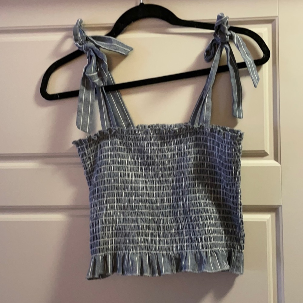 Cute blue ruffle tank top with adj straps
